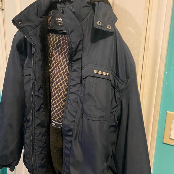 Classic Jacket - Picture 3 of 13